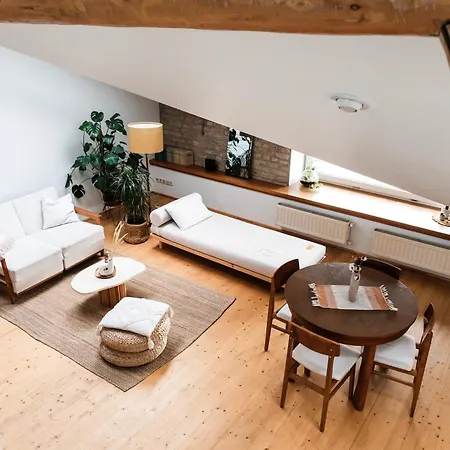 White Loft In Center With 2 King Size Beds Apartment *