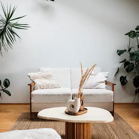 White Loft In Center With 2 King Size Beds Apartment Riga
