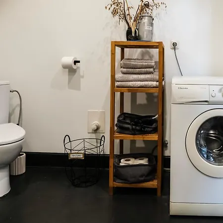 White Loft In Center With 2 King Size Beds 아파트 *