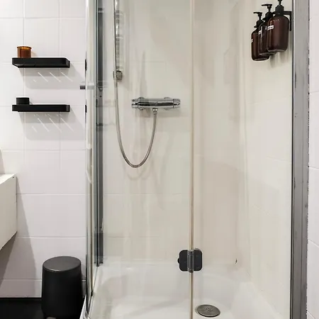 아파트 White Loft In Center With 2 King Size Beds *